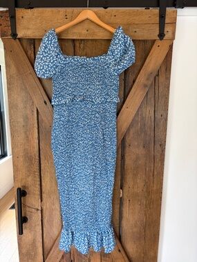 SHEIN US Size 4 Blue Floral Smocked Midi Maternity Dress with Ruffle Hem